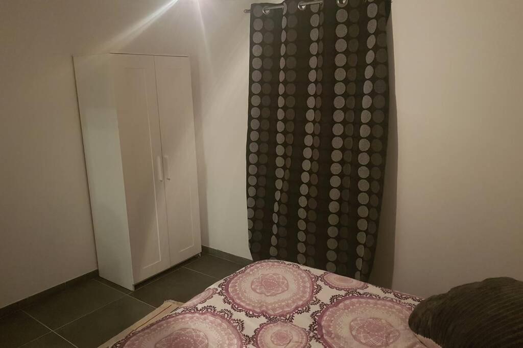 Appartement petite maison au calme à Macey  Extérieur photo